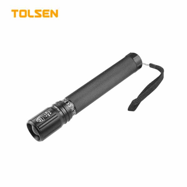 LED FLASHLIGHT WITH ZOOM FUNCTION